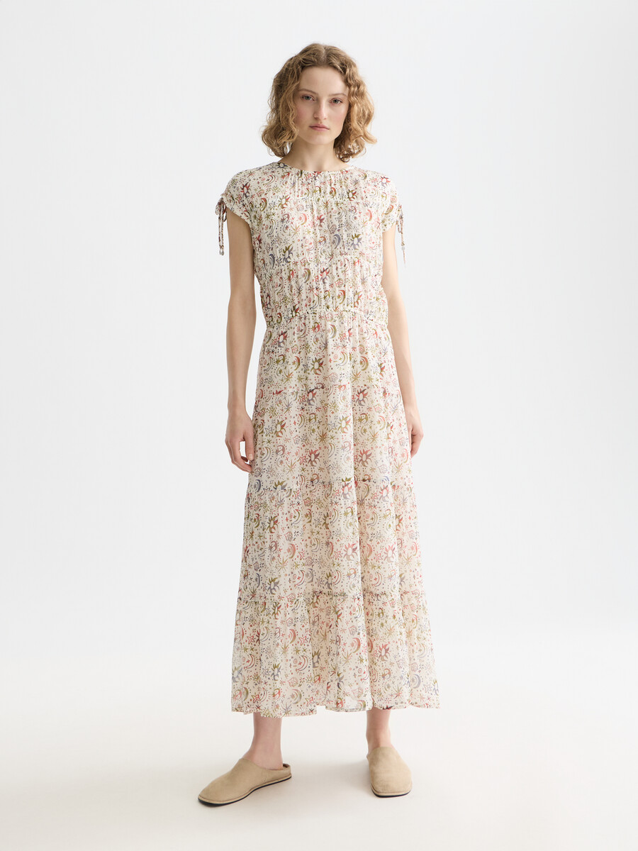 vestido midi fruncido con lazos