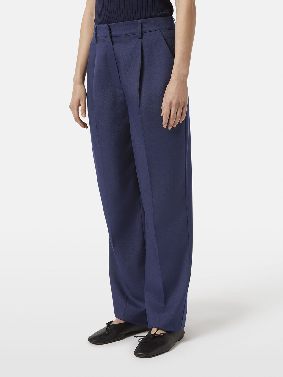 pantalón edie tailored de pierna ancha con cinturón fijo