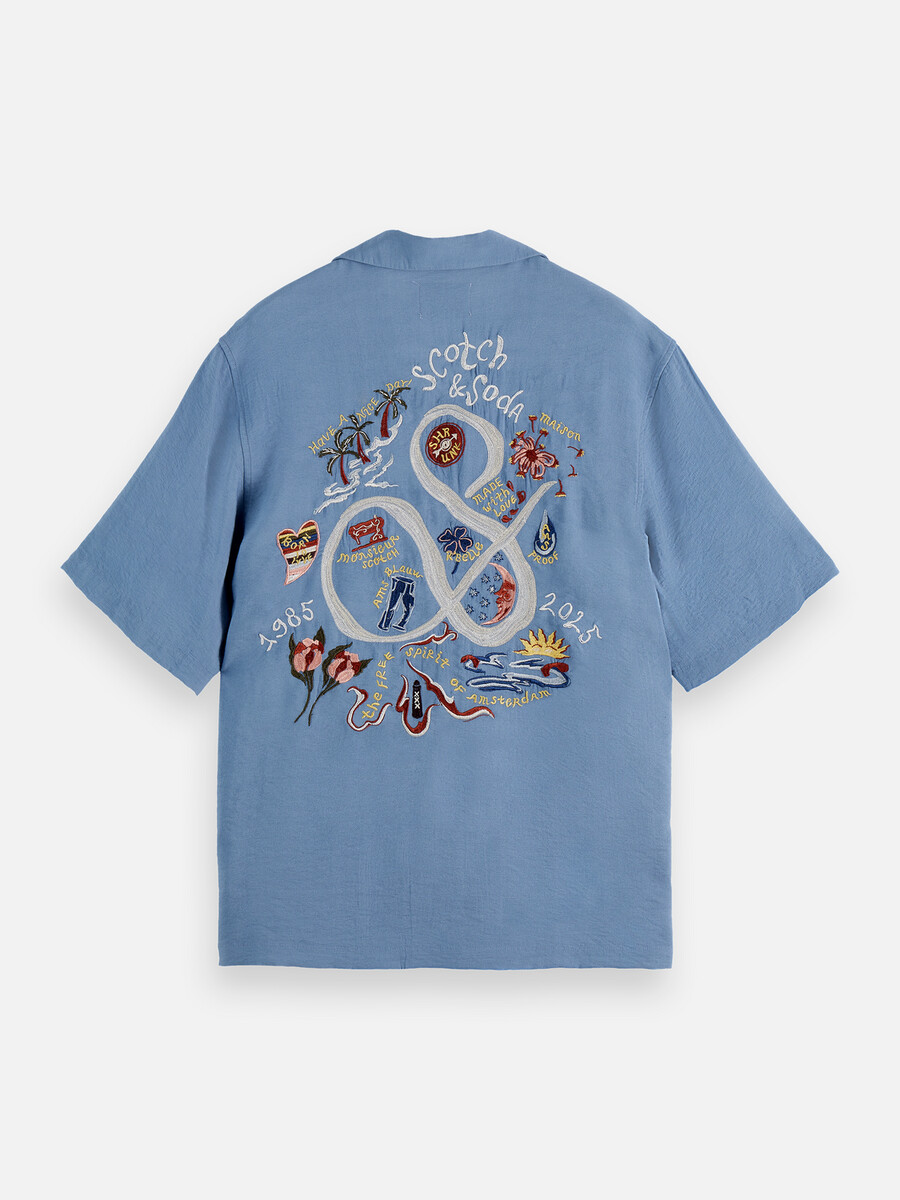 camisa de manga corta holgada del 40.º aniversario