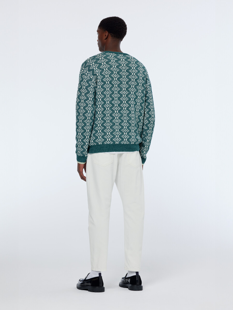 cuello redondo con hombros caídos extra de jacquard