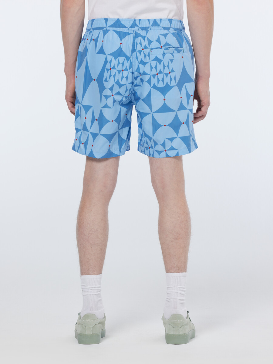shorts de baño de longitud media con estampado de diamantes