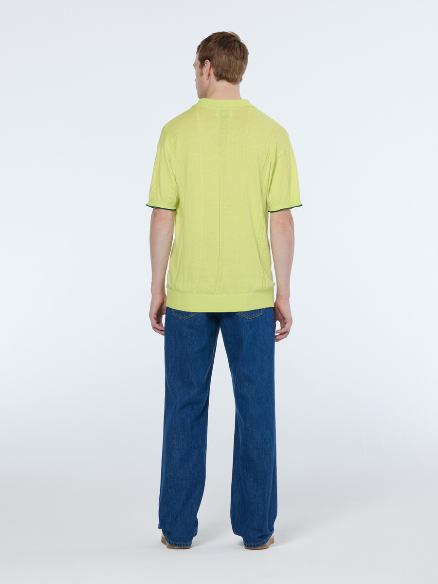 polo de punto de corte relajado con cuello en v