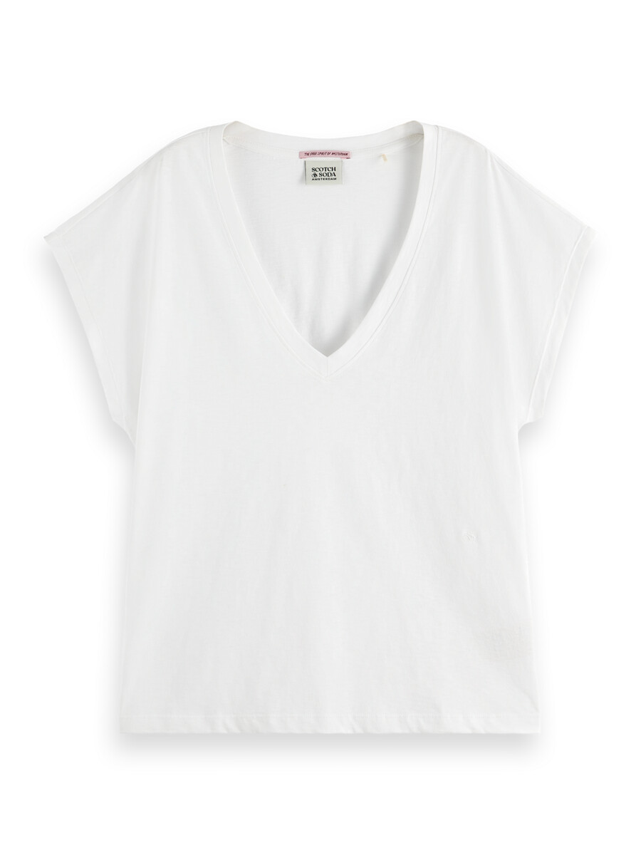 essentials — camiseta flameada con cuello en v