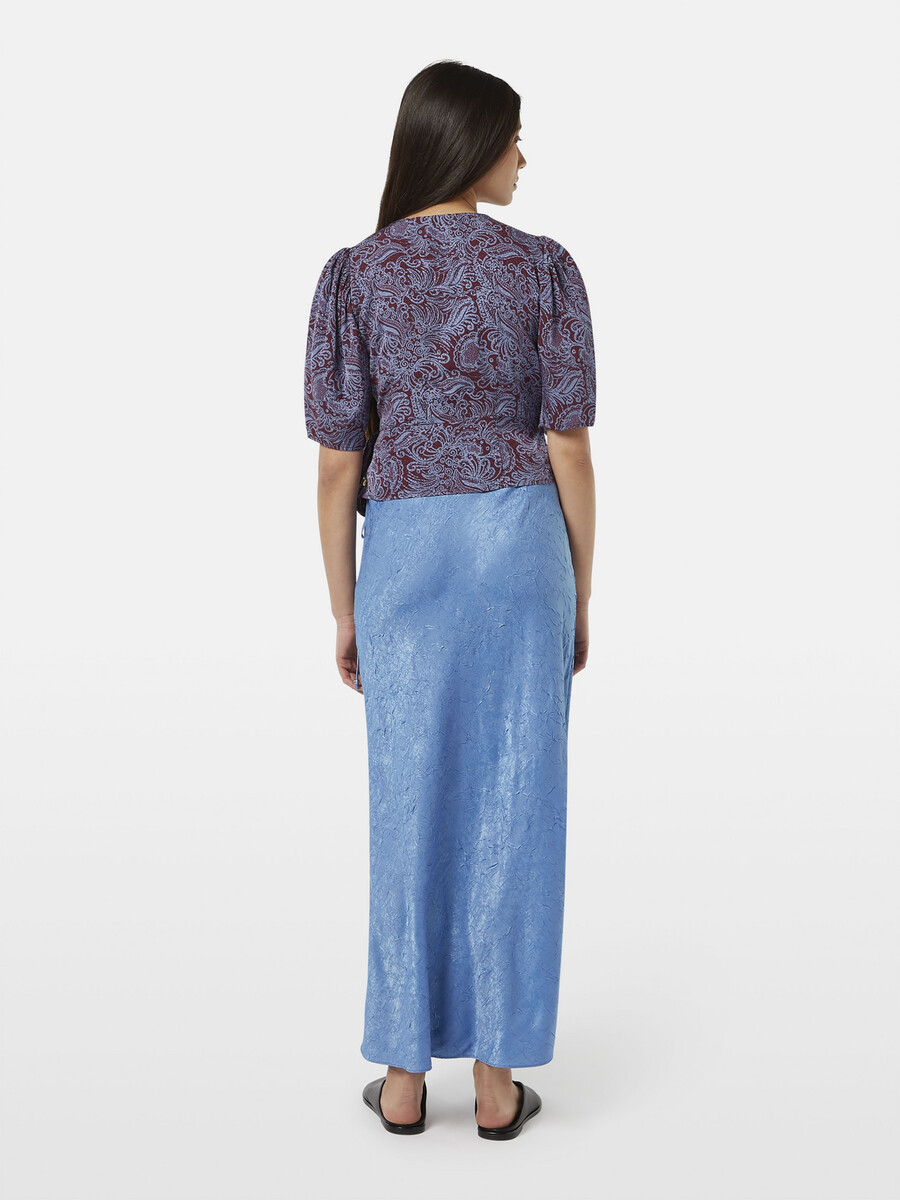top anudado en jacquard