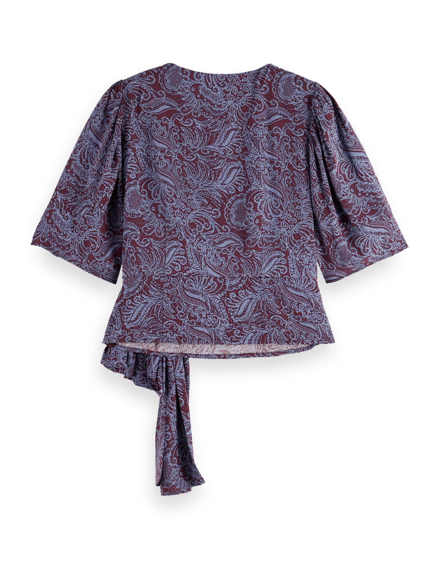 top anudado en jacquard