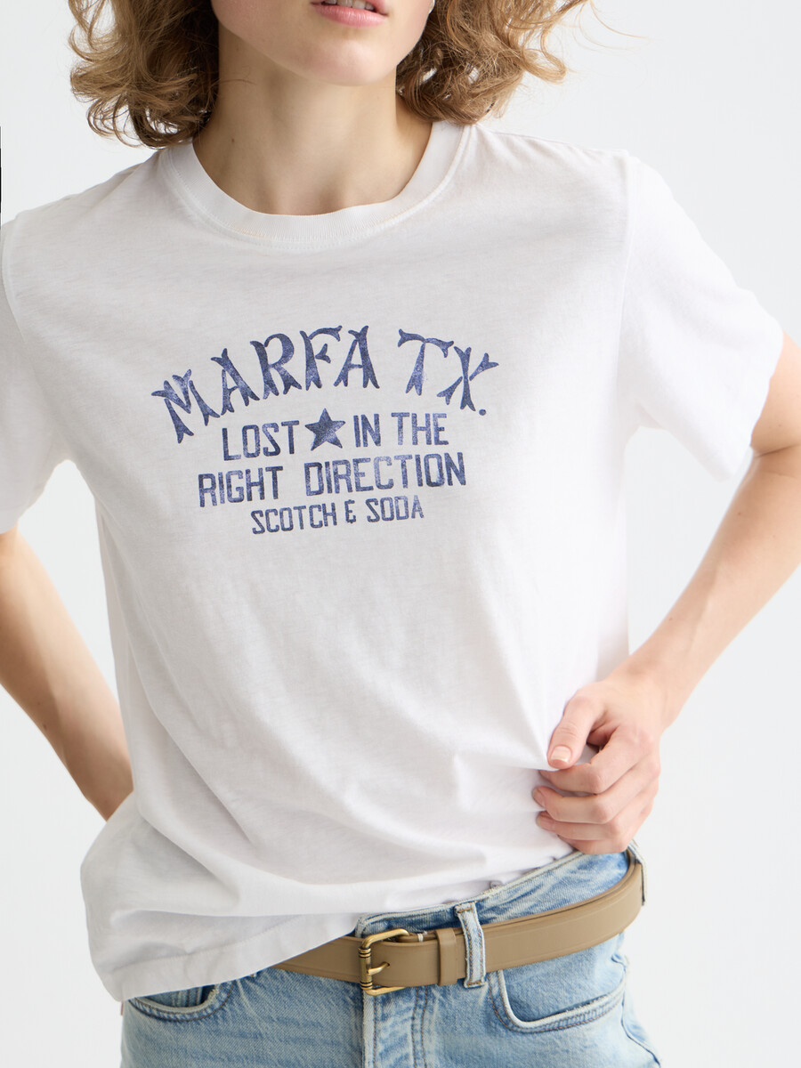camiseta gráfica de corte regular