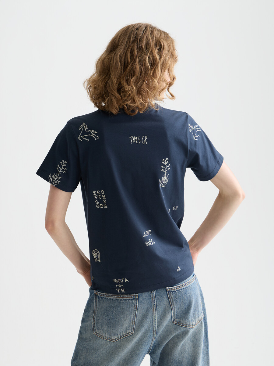 camiseta estampada de corte regular